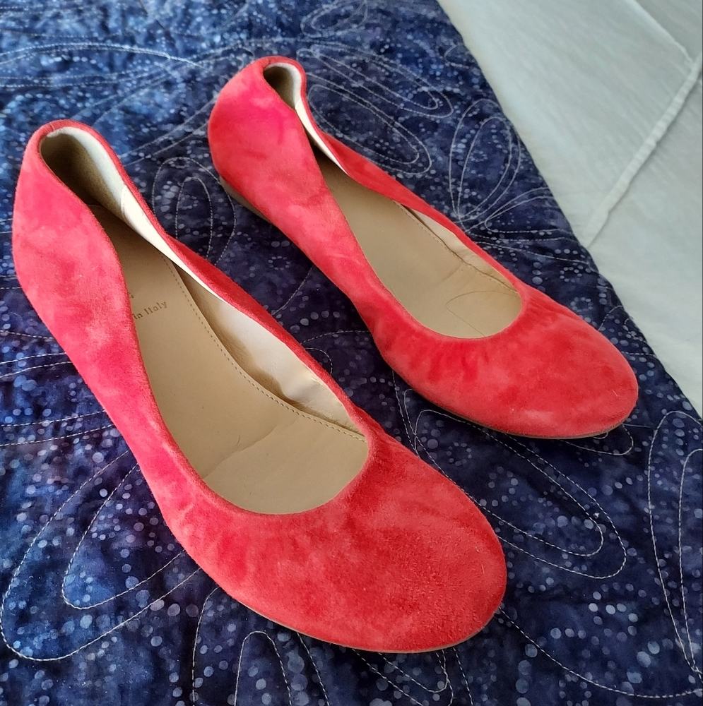 EUC (Like New) J. Crew Suefe Ballet Flats, 7.5, Tomato Red.  Made In Italy!